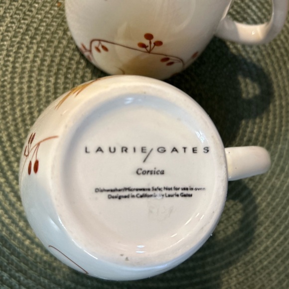 Set of 2 Laurie Gates "Corsica Collection" Chicken Ceramic 16 oz. Mugs Cups EUC. - Picture 7 of 9